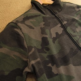 Camo zipper sweatshirt "Zamok"