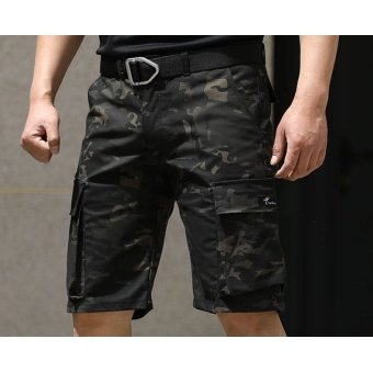 Mens camouflage cargo shorts "Thunderbolt"