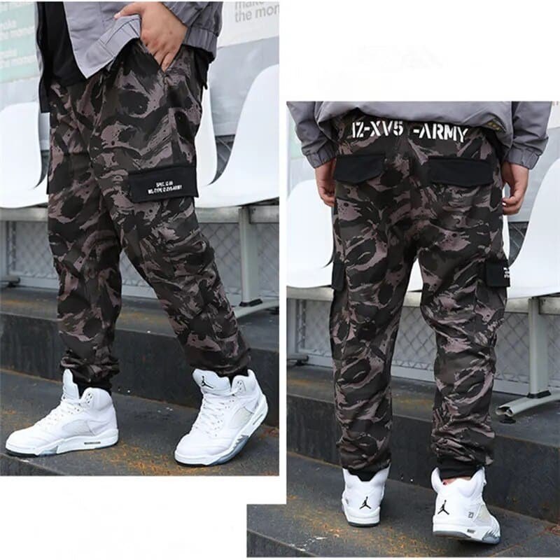 Streetwear camo cargo pants