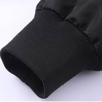 Bomber jacket cargo pockets