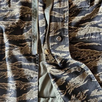 M65 Field Jacket - Black Tiger Stripe camo