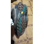 Bottes de randonnée en daim gris Hikeup photo review