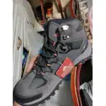 Bottes de randonnée en daim gris Hikeup photo review