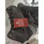 Bottes de randonnée en daim gris Hikeup photo review