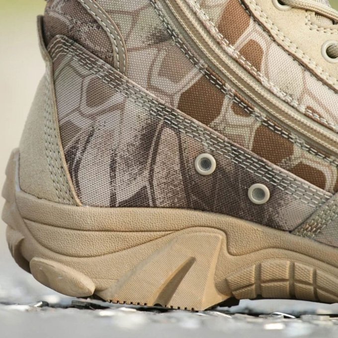 Desert Camo combat boots - Kryptek Highlander