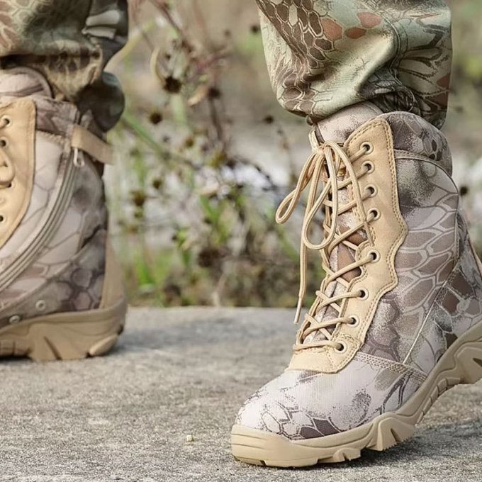 Desert Camo combat boots - Kryptek Highlander