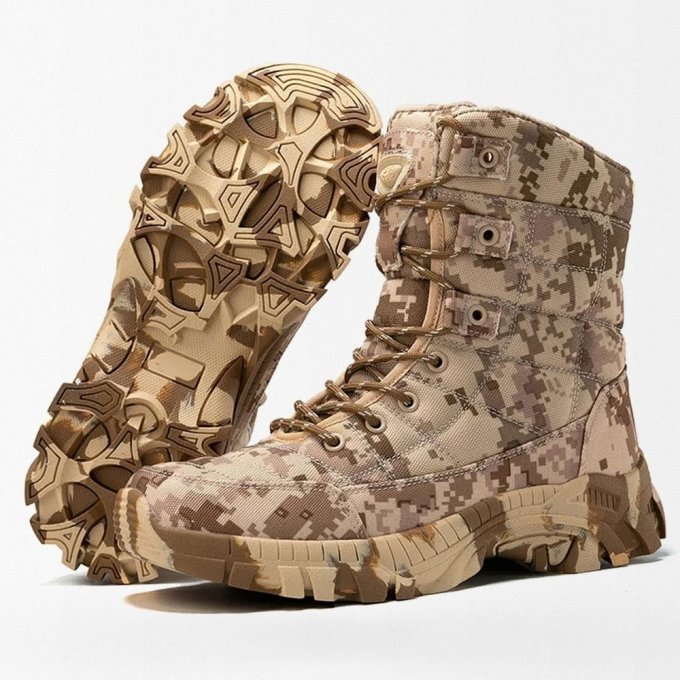 Desert digital camouflage lightweight boots