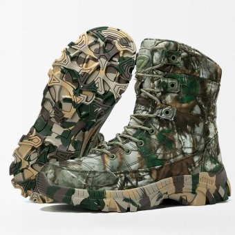 Green camouflage lightweight boots