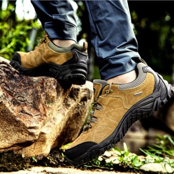 Lightweight tactical shoes "Hikeup" Coyote Brown