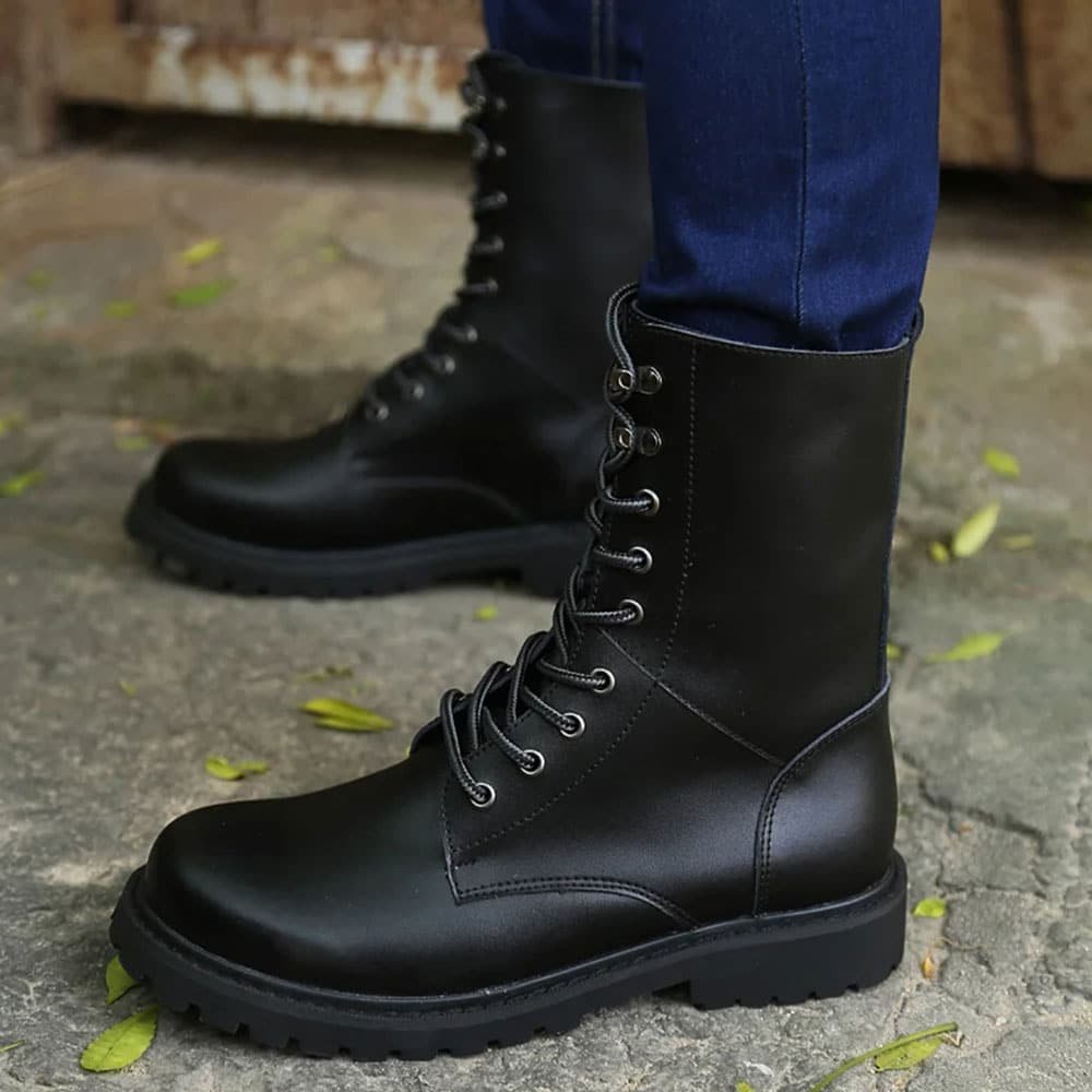 Waterproof leather combat boots