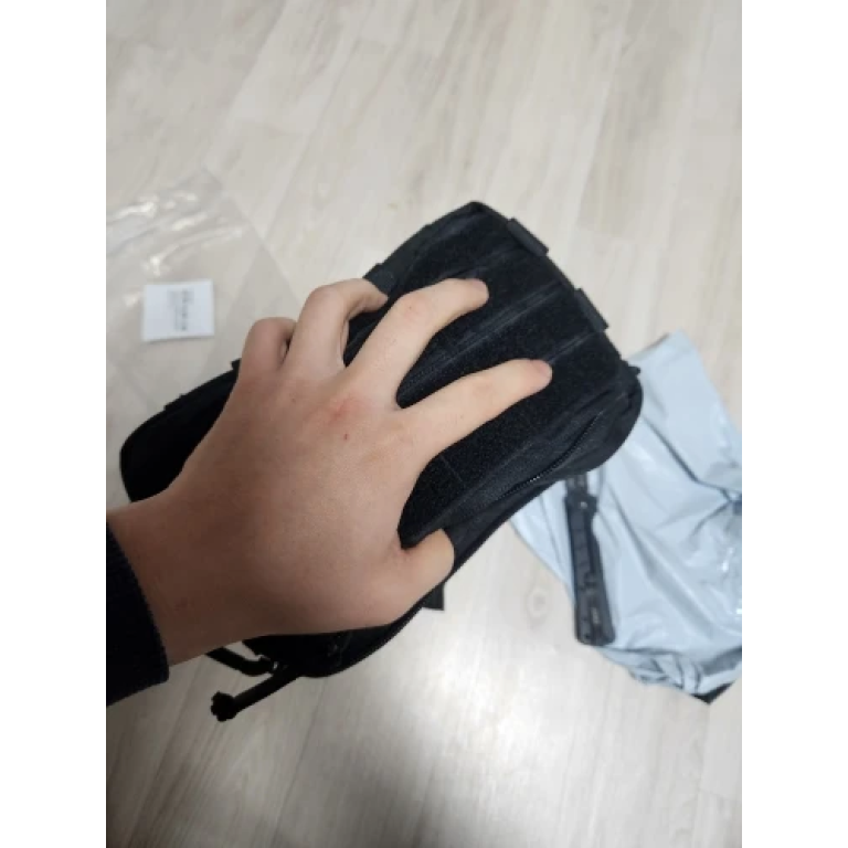 Petite sacoche poitrine tactique noire photo review