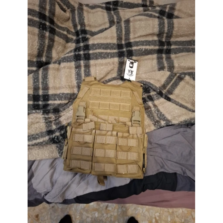 Gilet porte-plaque tactique avec poches pour chargeurs photo review