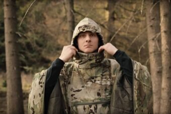 L&rsquo;armée utilise-t-elle des ponchos ?