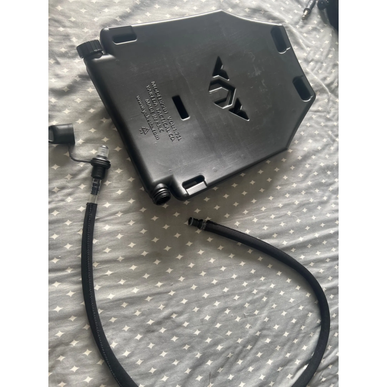 Poche à eau tactique pour porte-plaques photo review