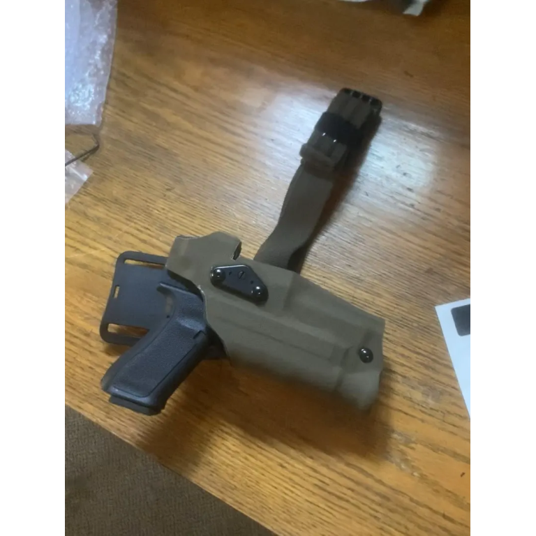 Holster de cuisse Multicam noir pour Glock 17 photo review