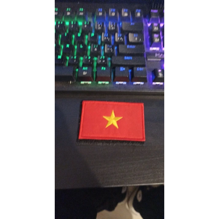 Patch drapeau Vietnam photo review