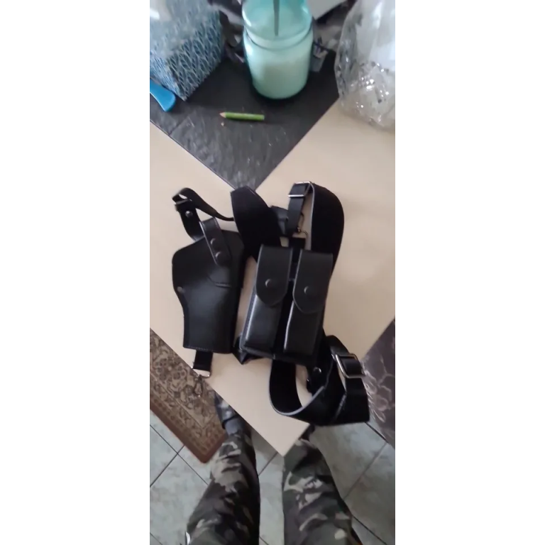 Holster d’épaule en cuir photo review