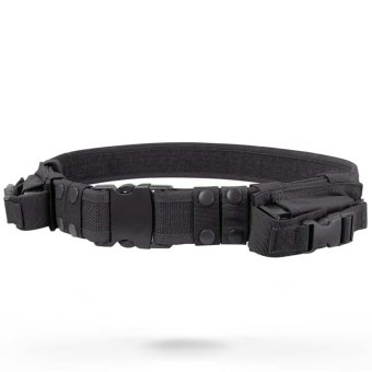 Combat belt with mag pouches