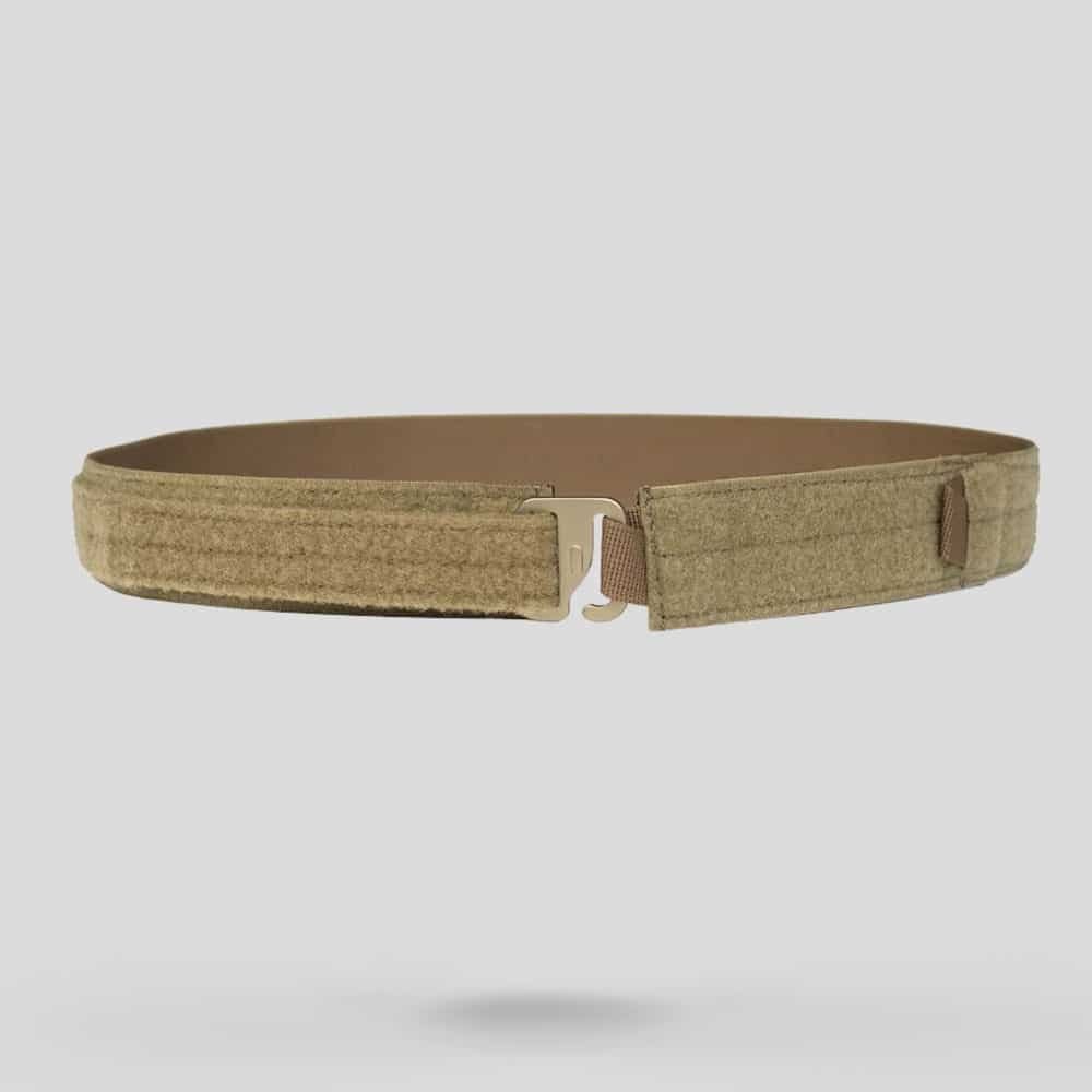 Low profile combat belt