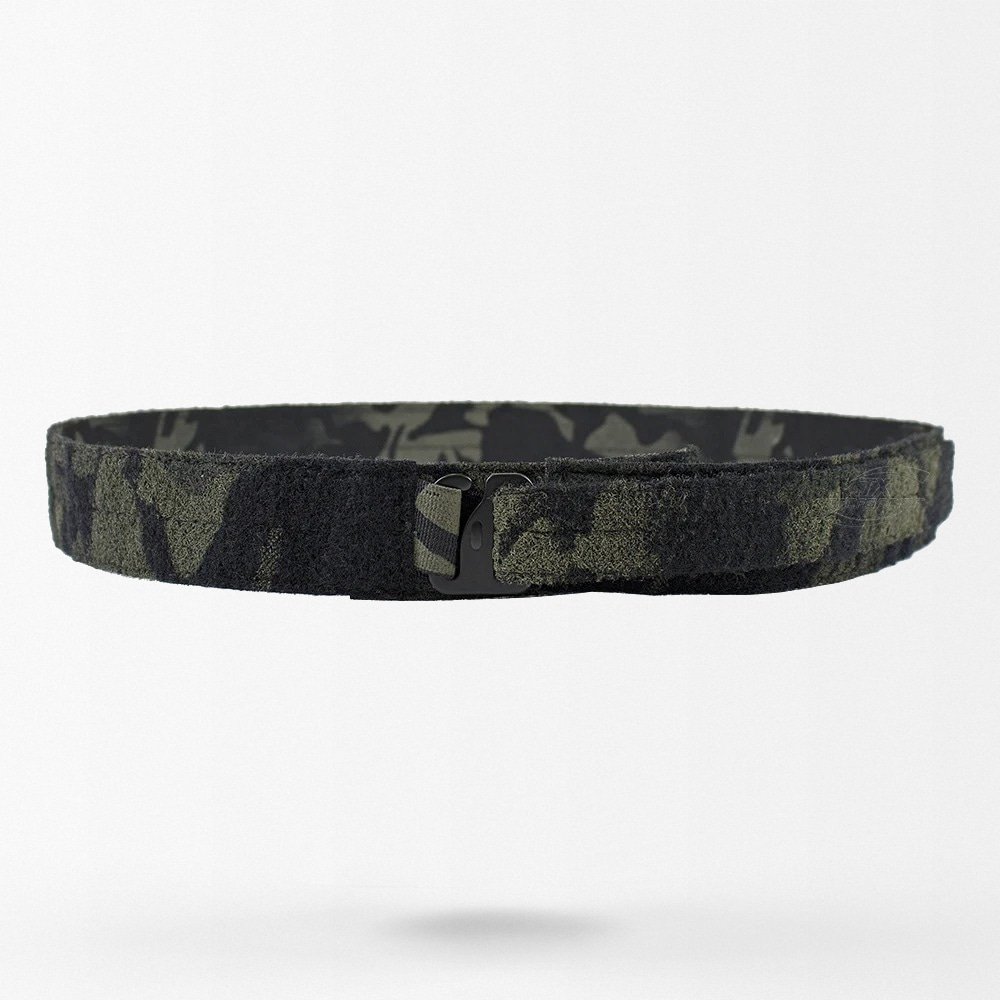 Low profile combat belt