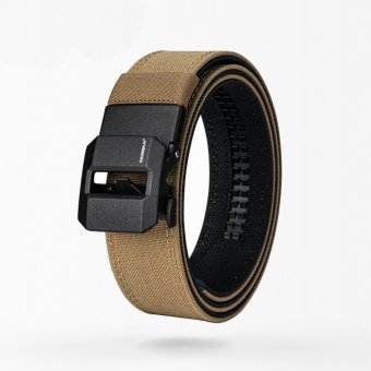 Tactical belt with automatic buckle