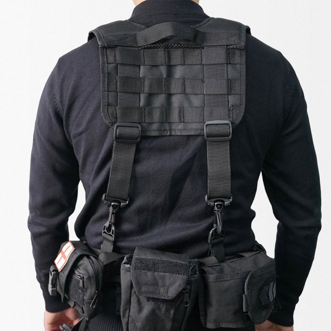 Tactical suspenders with wide backing