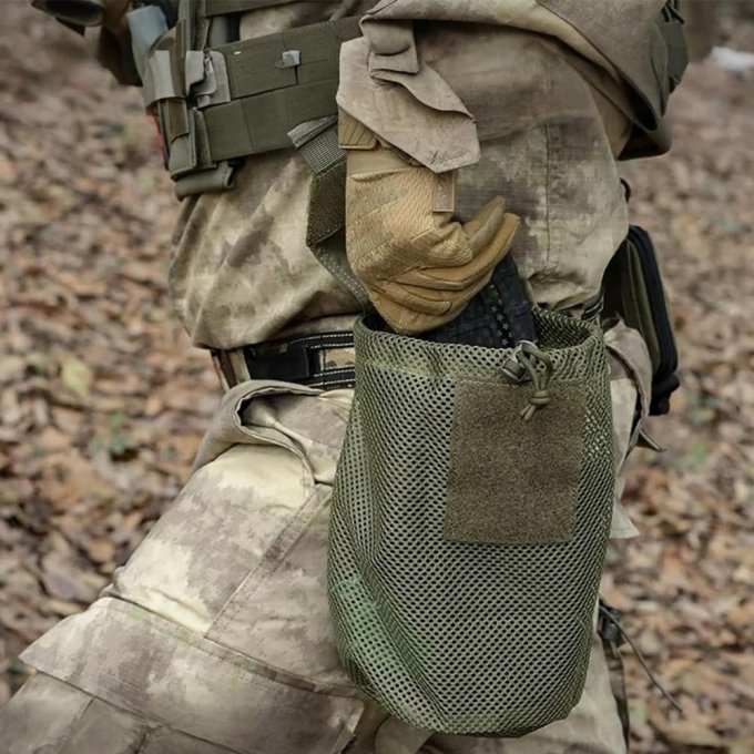 Mesh magazine dump pouch