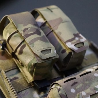 Small flash bang grenade pouch