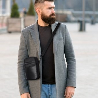 Tactical carry pistol pouch