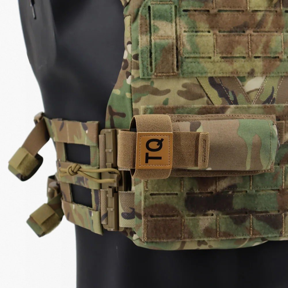 Tactical tourniquet pouch