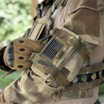 Tactical wrist map pouch