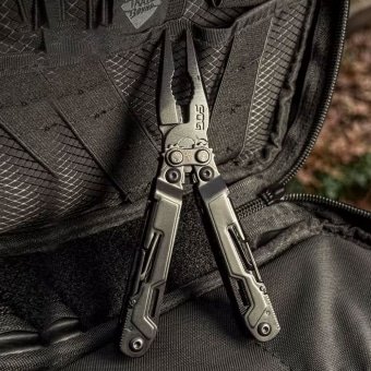 Pince multi-outils couteau de survie